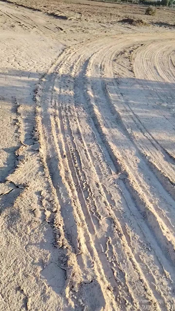 بيع مستعجل
يا الله قطعه 200 متر بصف الرك ن صاير على شارع 10 سنه 25 اغرار محكمه من صاحب الارض والعنوان كربلاء الرابط الزبيليه خلف العلوه التواصل على الصفحه او رقم الهاتف

***********
