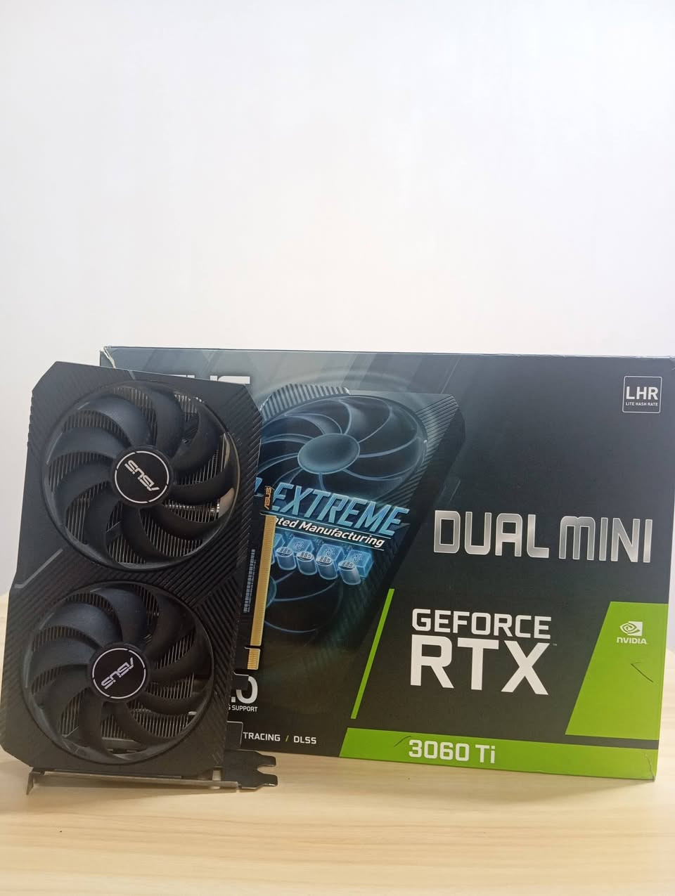 السلام عليكم 
كارت شاشه 
ASUS DUAL RTX 3060 Ti V2 MINI
نسخة الميني 
نسخة كلش مرتبة وراقية مع الكارتونة وملحقاتها 
حرارة الكارت توصل لل80 لذا يحتاج تبديل معجون حراري وثيرمال باد 
السعر 375 الف شامل التوصيل 😁 
***********
لليحب يتفضل اضيفة ويدلل
البصرة خور الزبير
