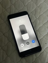 آيفون ٨ بلس • ذاكرة ٦٥ • بطارية ٨٤