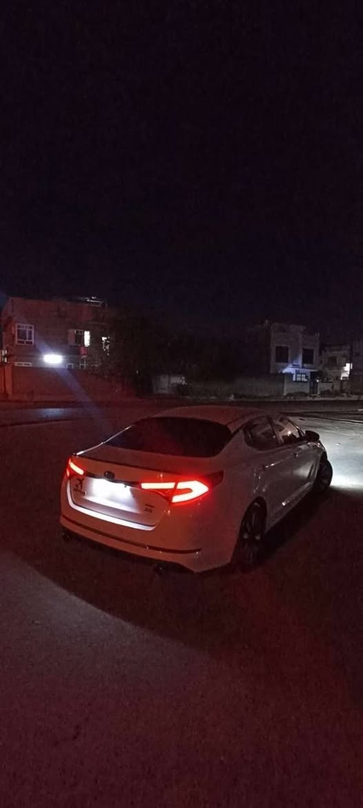 کیا ئۆپتیما مۆدێل 2013عام بۆیەخ کراوەتەوە لەسەر جوانی واتە دەعمی قورسی نیە و ناو سەیارەکە هیچی نیە تەنها سڵاید نیە بەسمەیە ناو فۆڕمیکایە شاشەیە کامیرەیە حاسەیە گێڕ و مەکینە بەشەرت مەکینەی 20تە بەشەرتی تەحویل بۆ زانیاری زیاتر *********** أربيل, العراق
