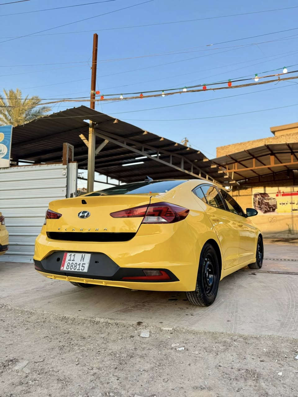 السلام عليكم النترا 19 للبيع وارد امريكي محرك الفين دوش كير ايتي بلادي منضومه غاز صور الحادث بلمنشور بدون تبديل قبق صندوك مصلح نفسه بجم كبس دوشمه عام ارضيه جلد وسفاريات جاهزه من كلشي على اخر حبايه سياره جديده واحلى من الصور بعد مواصفات معروفه شاشه وكامره وانضمه قياده وتحديد مسار ورادارات ومثبت سرعه مصفره هيئه وغرامات وهزه جديده ورقم جديد وبسمي ثاني يوم ابصملك السعر 130 والشراي يدلل مكاني بغداد سريع حي العامل *********** وبي واتساب وخادم للطيبين
