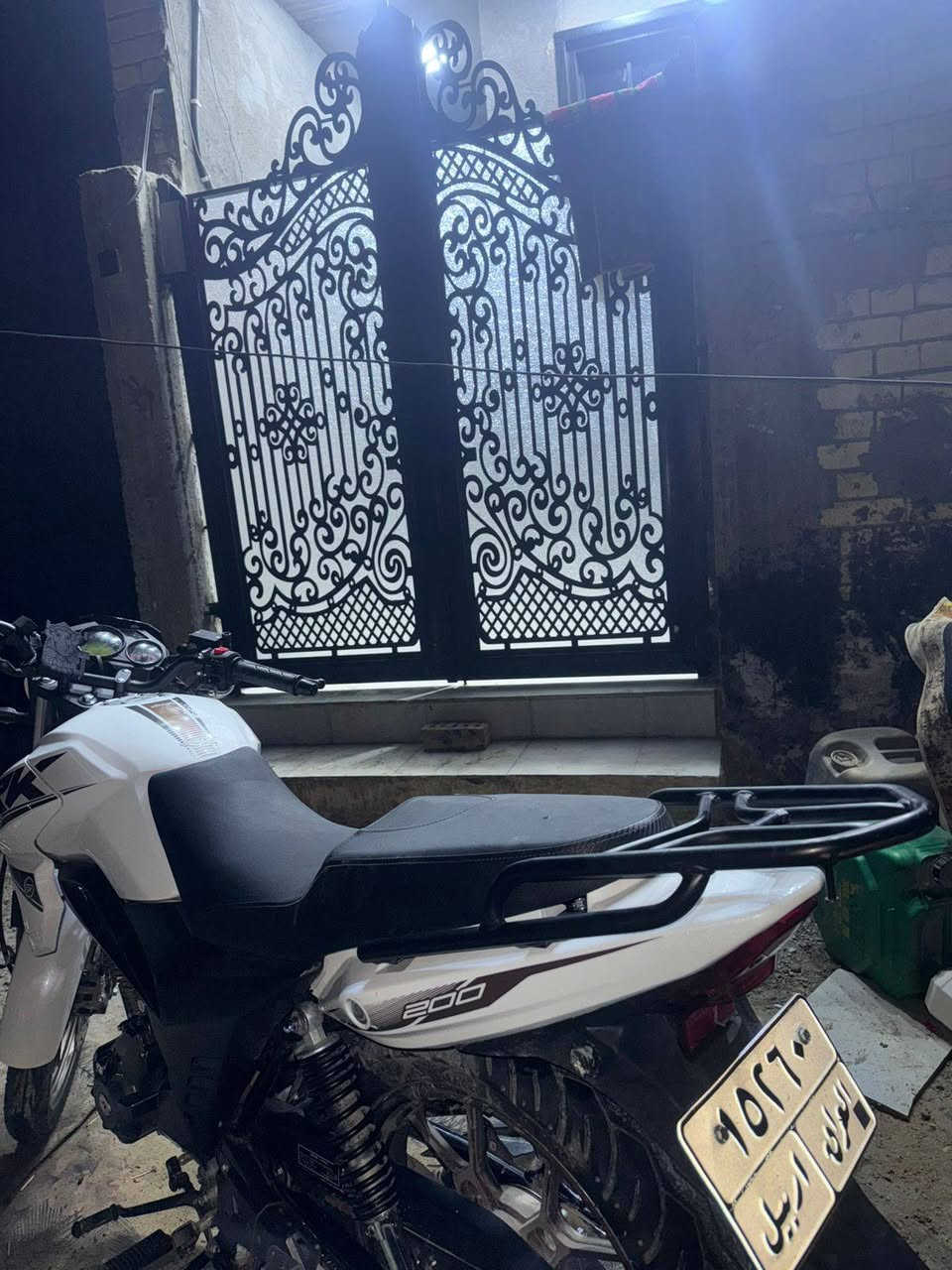 سلام عليكم لبيع دارجة اركي 200 دراج ماشيه قليل 3200  سعره 2700 وبيه مجال رقم *********** مكاني بغداد الشعلة
