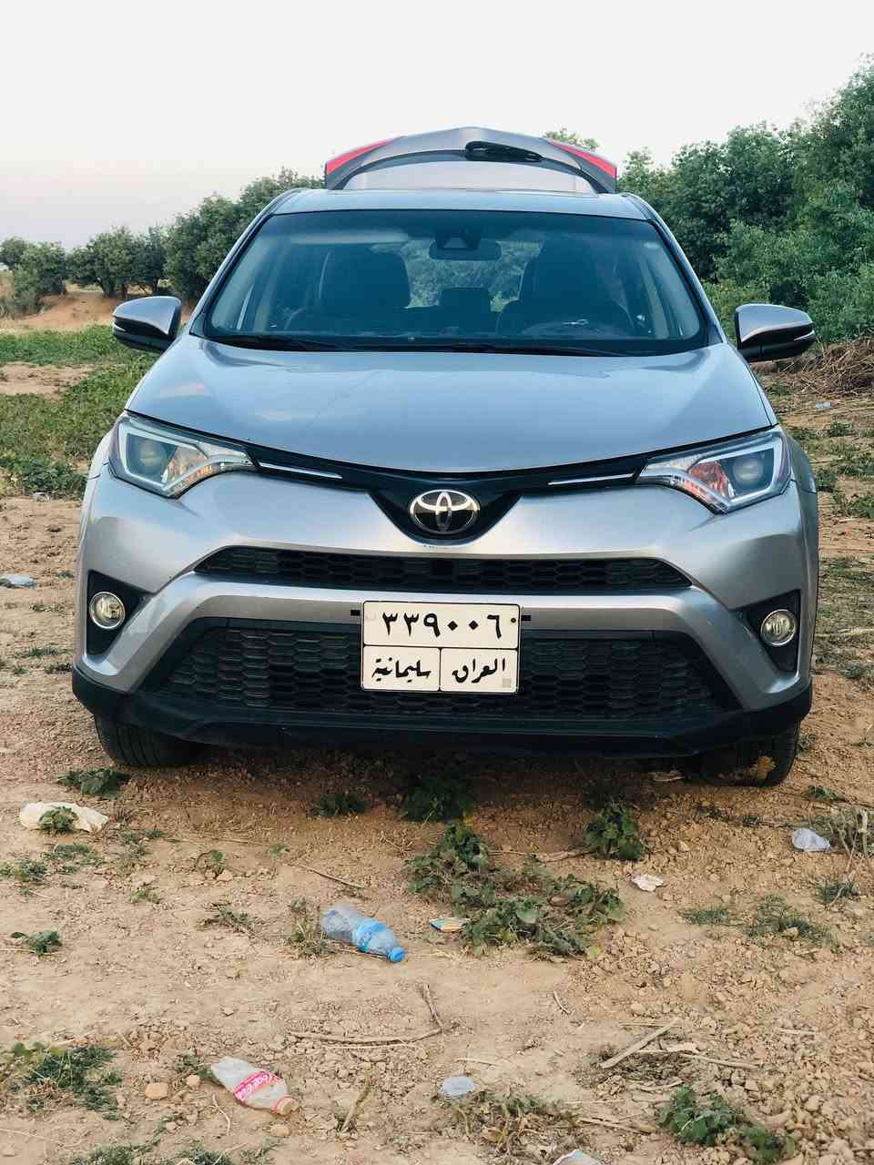 سياره راف 2018 فول مواصفات عدا بصمه بها دفتر بنزين سياره تحويل ثاني يوم بها اربع قطع*********** بيع مراوس 140 وبيها مجال
