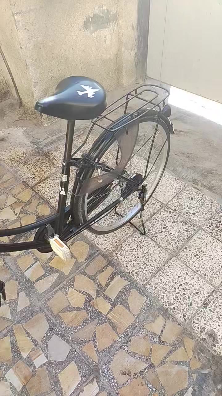 بايسكل للبيع مراوس مكاني بغداد البياع ***********
