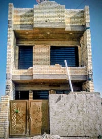 للبيع بيت طابقين 100 متر واجهة 5ونزال 20تلاث غرف نوم واستقبال ومطبخ حم...