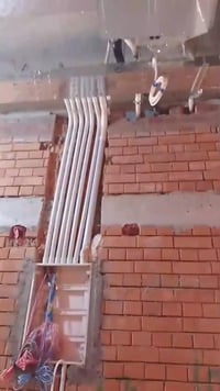 نحن كادر كهربائي كامل (مصري) مستعدون للعمل في بنايات و منازل او مزارعه...