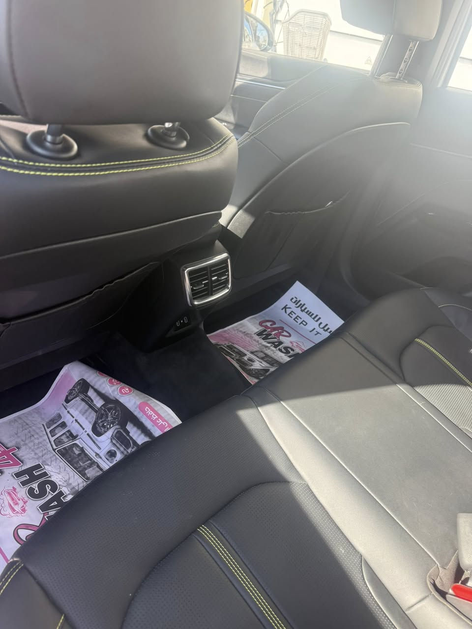 السلام عليكم كي فايف موديل 2025/واردامريكي ضرره مرفوق بالصور السياره اخت الزيرو ماشيه ٢٠٠٠/كيلومترنايلوان الشركه بعده بيها مواصفاته جي تي فول مواصفات بدون ايرباك التعميردرجه اولى مرقمه بغدادحره بسمي السياره بدون صبغ اوبالعفيه عالياخذه /***********/ السعر 240/ورقه فقل حجم المكينه 2500/تيربو
