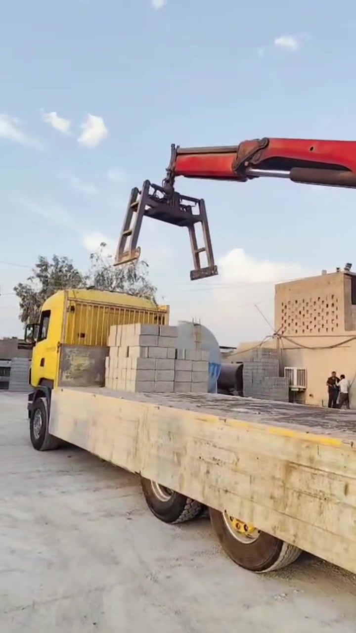 ایسکانیا
اسکانیا کرێن بلۆک 2007گێڕ عادی 3\3مەکینە470تاک سوپەر کرێن16000هەزار لێڤەر عەفارە سحری470$ژ,م***********
