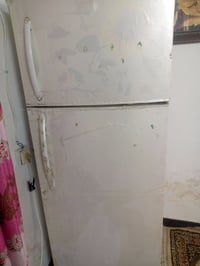 ثلاجة • ٨٠بي • ١٨قدم