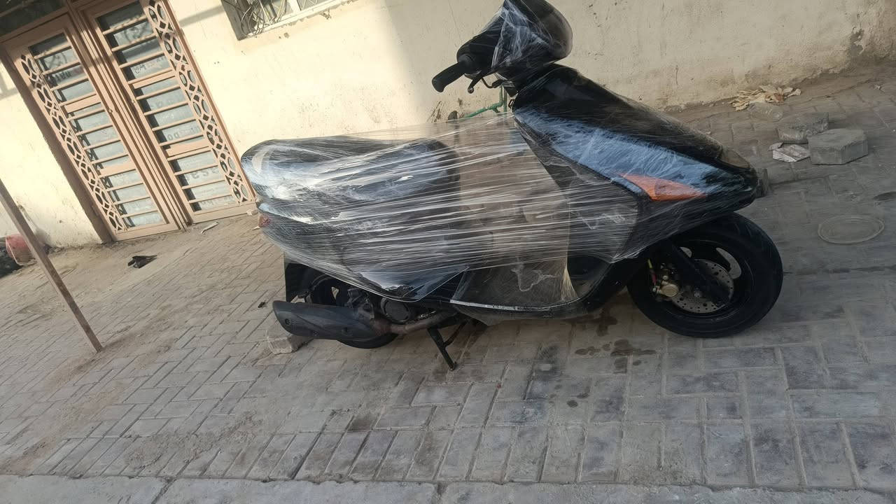 السلام عليكم درجه فراشه للبيع سلف هندر كهربائيات كلهم شغال شرط مامفتوحه حاويه ماناقصها شي واحد ‏  على واحد مكاني نجف سعر 600وبيها مجال الاستفسار ‏‪***********‬‏
