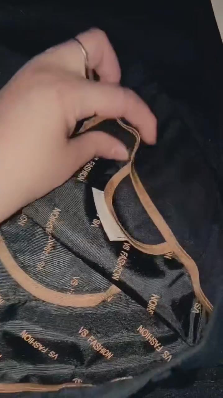 قطعتين بنطرون ماركه قماش يخبل قياس 30


**إذا كنت صاحب هذا الإعلان وتريد حذفه لأي سبب، رجاءا أرسل رسالة إلى الدعم الفني**