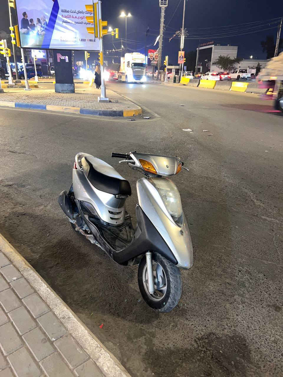 سلام عليكم اخوتي دراجه للبيع نوع بريز ياماها 140 دراجه نضيفه السعر 450 وبيه مجال بسيط المكان بغداد الصليخ  استفسار ***********
