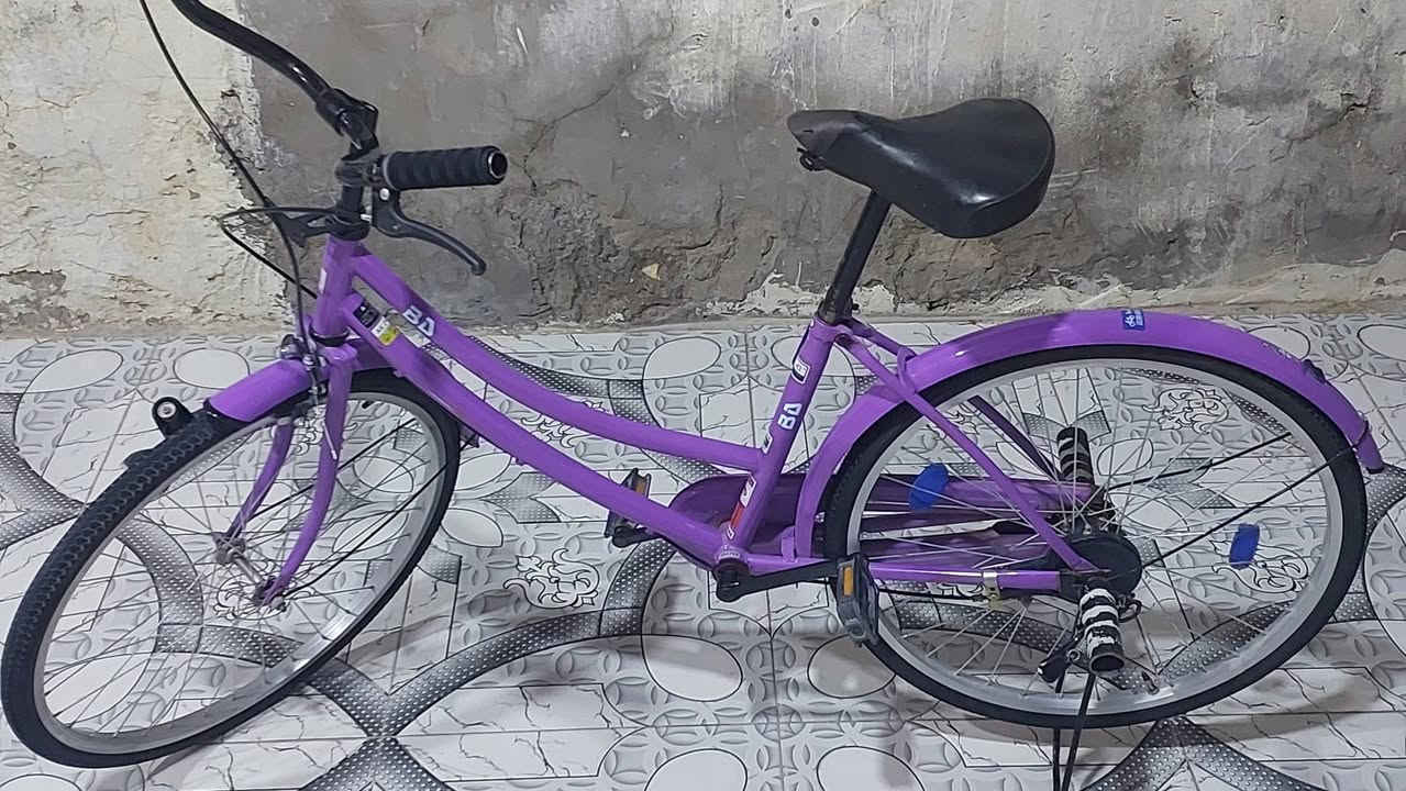 بايسكل للبيع ٨٠ حجمه ٢٤ وبيه مجال ***********
