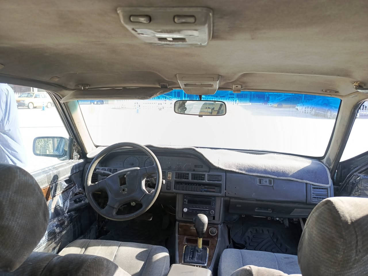 بونتيشه السياره احله من الصوره دواخله كله بلاديه بيه بس الكير البك شويه يخر يا الله يرجع يعني بيه بس الكير  وبيه مكينه كلش جديده بمعنه الكلمه مكان السياره نجف اي ستفسار *********** اتصال ...او واتساب
