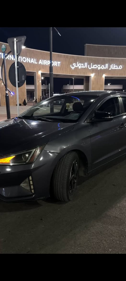 السلام عليكم
 انتره 2019 وارد كندي
سياره نضيفه نص فول 
السياره. جاهزه ضررها قطعتين باب السايق والوره  عل بارد مكاني ناحيه حمام العليل  السعر 150 وبيهاا مجال شي بصيط 
تفاصيل اكثر. ***********
