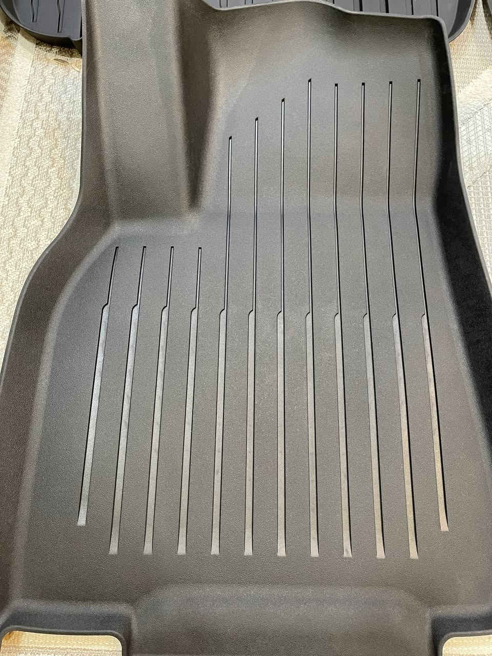 ارضيات تسلا اخر قطعه باقية هيج تصميم
الي تخدمة يجي خاص سعر مناسب


**إذا كنت صاحب هذا الإعلان وتريد حذفه لأي سبب، رجاءا أرسل رسالة إلى الدعم الفني**