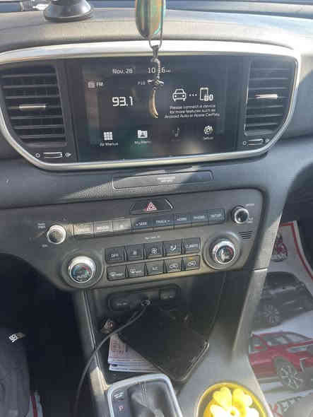 السلام عليكم سبورتج موديل سنة ٢٠٢٢ الون رصاصي محرك ٢٤٠٠ ماشية ٣٨ ميل السعر ١٨٥ ورقة رقم اربيل المواصفات تحكم ستيرن كشنات كهرباء نص فول السيارة نظيفة وضمان محرك وكير مكاني الكرادة الجادرية الاتصال *********** او ***********
