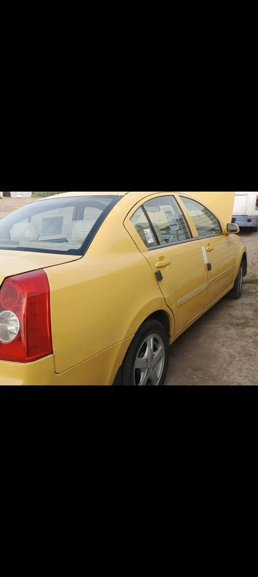 سلام عليكم شيري اي فايف محوره كامري 2000موديل 10رقم بغداد الدولي بسمي تخم تاير جديد باتري جديد كهربائيات كله شغاله تبريد شغال صدر نص عمر  مكان سياره بغداد شرطه الخامسه سعر 40بي مجال ***********
