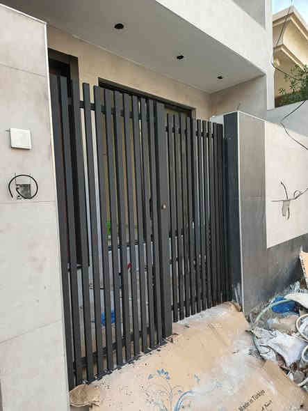 ✨ لخدمات الصبغ والجبس بورد والديكورات ✨
✔️ تنفيذ جميع أعمال الصبغ الحديث (دهانات، أساس، معجون، ديكورات جدارية)
✔️ جبس بورد بكافة أنواعه (سقوف، قواطع، تصاميم حديثة)
✔️ ديكورات داخلية وخارجية
✔️ عمل روف كود وعزل أسطح احترافي
✔️ ضمان كامل على العمل وجودة التنفيذ

📍 خدمة داخل بغداد والمناطق القريبة
📞 للاتصال أو الواتساب: ***********
⏱️ نخدمكم بأسرع وقت وبأفضل الأسعار
