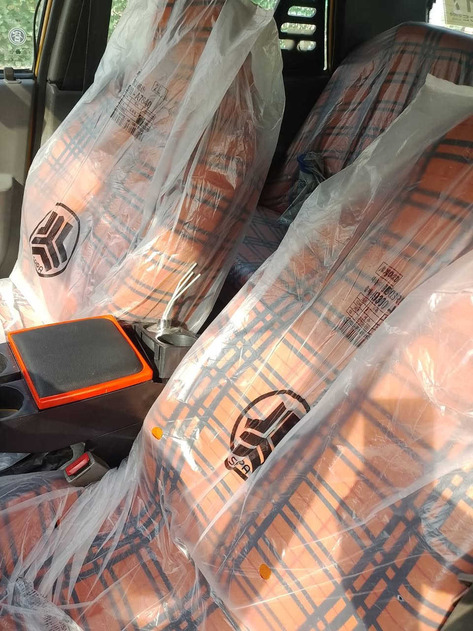 السلام عليكم سايبه موديل 2017 سياره بدون صبغ خير من الله تخم تاير كير مكينه تبريد  خير من الله صدر جديد رقم بغداد انكليزي سياره مال جني كبل للشارع داخله حلو متصرف عليها 
مكاني بغداد الحسينيه الراشديه 
السعر 42 وبيه مجال 

***********
