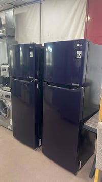 ثلاجة جدا نظيفة ماركة lg بخاخ يشتغل على نص امبير تواصل مسنجر او وتس ٠٧...