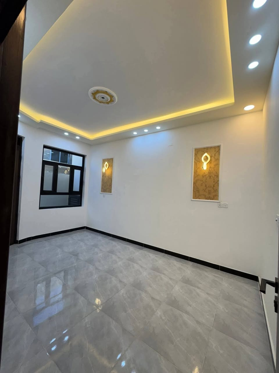 #نعمل على #كافة #انواع #الديكورات الجبس مبورد. #والصبغ #والسقوف الثانويه #وبديل الخشب #والرخام‏‪  #أستفسار #الرقم #علخاص  #موصل ممكن تعليق بتم ولكم الأجر


**إذا كنت صاحب هذا الإعلان وتريد حذفه لأي سبب، رجاءا أرسل رسالة إلى الدعم الفني**