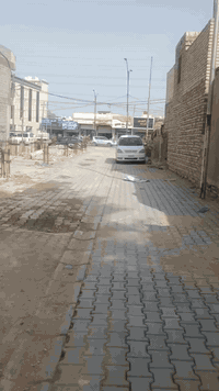 السلام عليكم 
3 بيوت متجاورة للبيع مقابل مدينه العاب السندباد مباشرة أفرع مقرنص
المساحه 100 م طابو زراعي سند 25 
موقع مميز قرب مجسر العباس 
للاستفسار ***********
