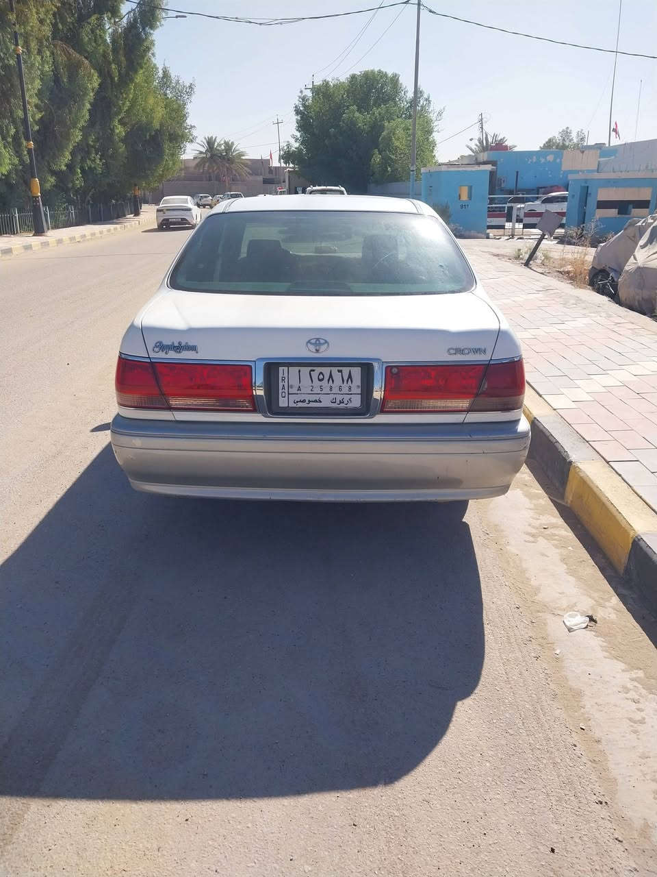 السلام عليكم ورحمة الله وبركاته 
ملكه موديل 2000 كفاله من كلشي سياره بيه طخه بسيطه جدا بجامله  شبر بيه فقط سياره قرار 102
مفحوصه وداخله هزه جديده وفاحصه بالنجف فحص الكمرك كله كامله باقي بس تدفع الكمرك 
سياره ٤ كشنات كهرباء تبريد ثلج 🥶 كير مكينه ٣٠٠٠ فيشه وبطل ابيض كفاله حداديه تخم تاير كهربائيات كله جديد باتري الكوري ب١١٠ مشتريه جديد سياره خير من الله شاصي ٧١ سنويه لل2023
سياره ٣دكم برده خلفيه مسجل دمام كله شغال على وضع الشركه السياره مال جناي متذب عليه الف دينار مكان السياره نجف استفسار اكثر اتصل على الرقم *********** وبيك خير وتدلل السعر ٧٠ وبيه مجال للطيبين
