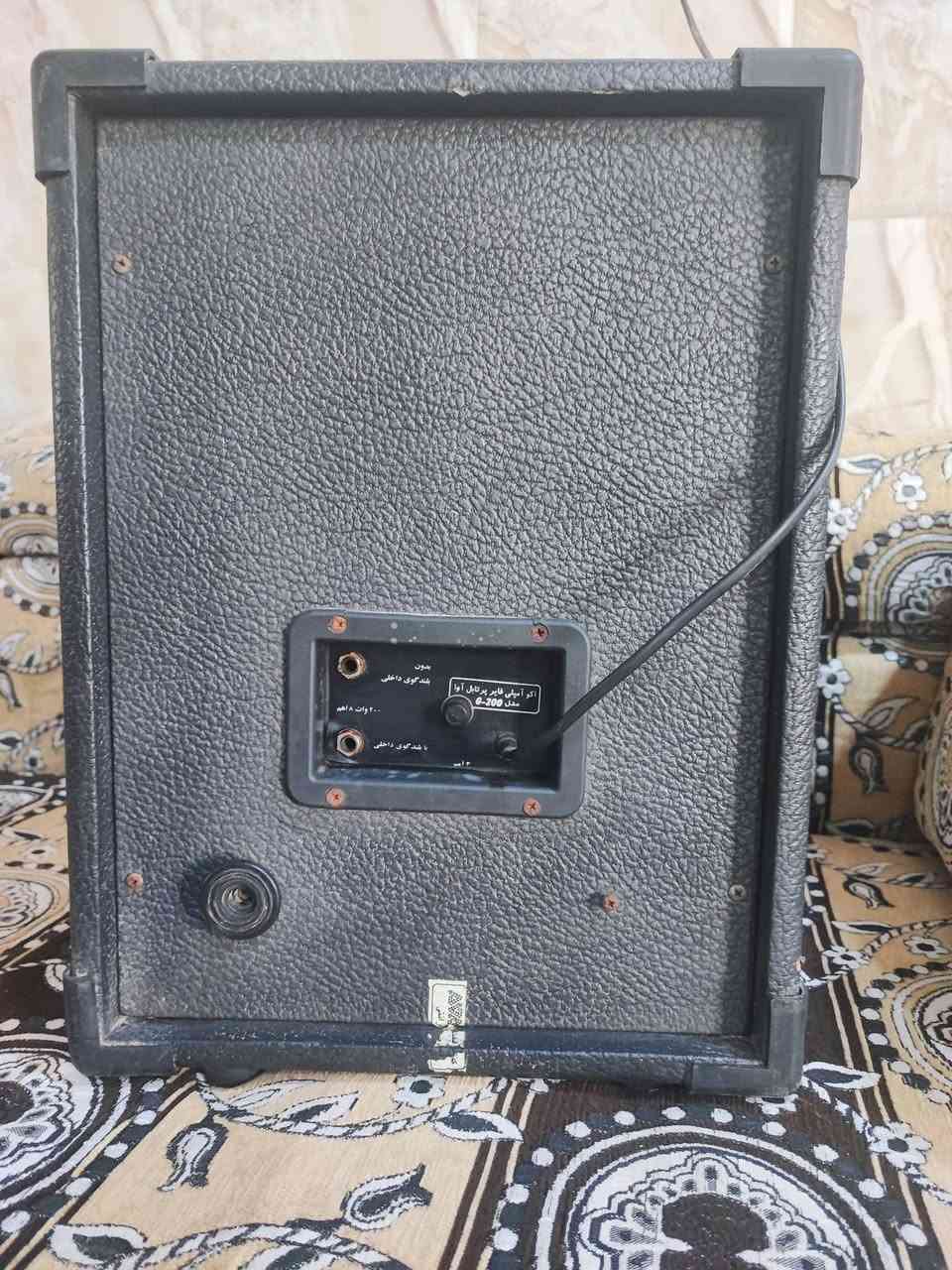 جهاز قرايه حجم كبيرحجم السماعه 12 انش صوت صافي وعالي وصدا واواكس ويشتغل مايكات 2 وتكدر تربط عليه سماعه ثانيه يصلح للمجالس ودروس القرآن.  السعر 140 الف موجود توصيل لجميع المحافظات ***********
