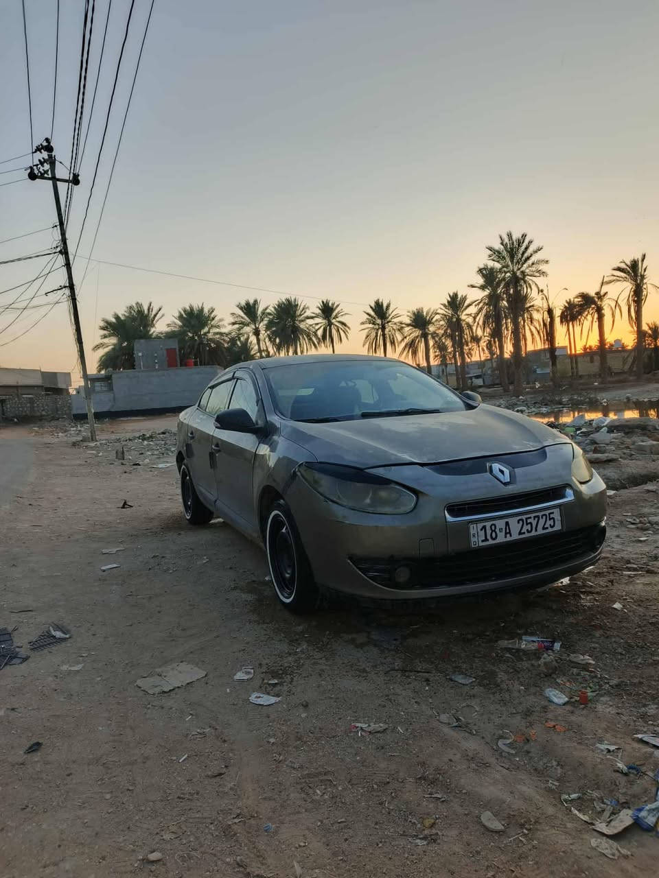 سلام عليكم
سياره رينو للبيع او مراوس مكاني بابل حله 

شارع 60                 موديل 12       كير مكينه جهزات 

شعدك مراوس نزل      تحويل مباشر      نقص حداديه 

سعر 60 بيه مجال 
***********
