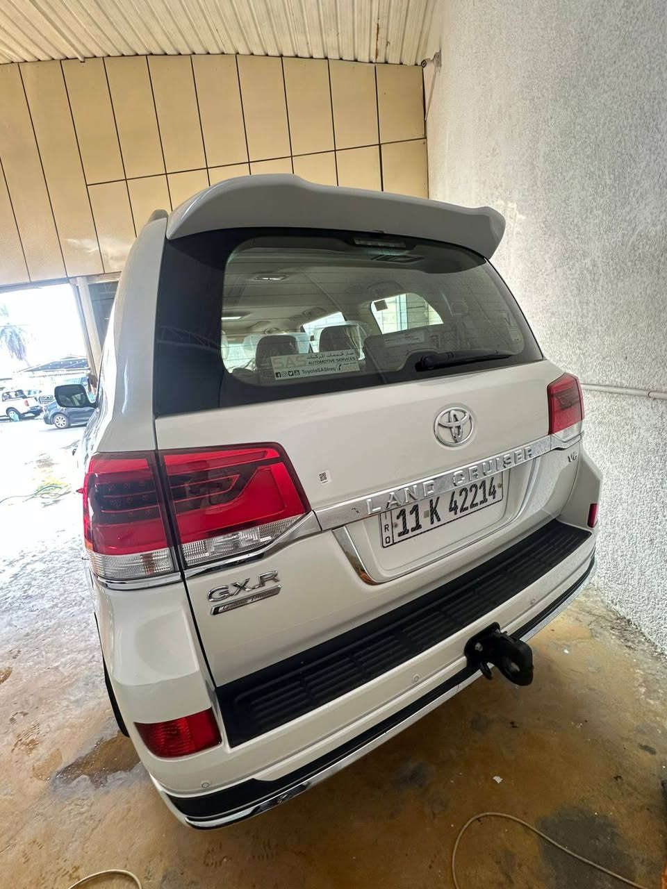 سلام عليكم لاندكروز ٢٠١٩ساز باب اول دبل كرسي كهرباء كشن سائق ٣وضعيات ٣شاشات صندوق شفط زراك لايت حساسات أمامي خلفي ٣قطع تبريد ٤بصمات تخم تاير جديد كير مكينه بشرط كفاله عامه بدون صبغ فقط مكانين في بي ار ارقام وهزه جديد بسمنه سعر ٥٣٠ وبيه مجال لشراي العنوان بغداد ***********
