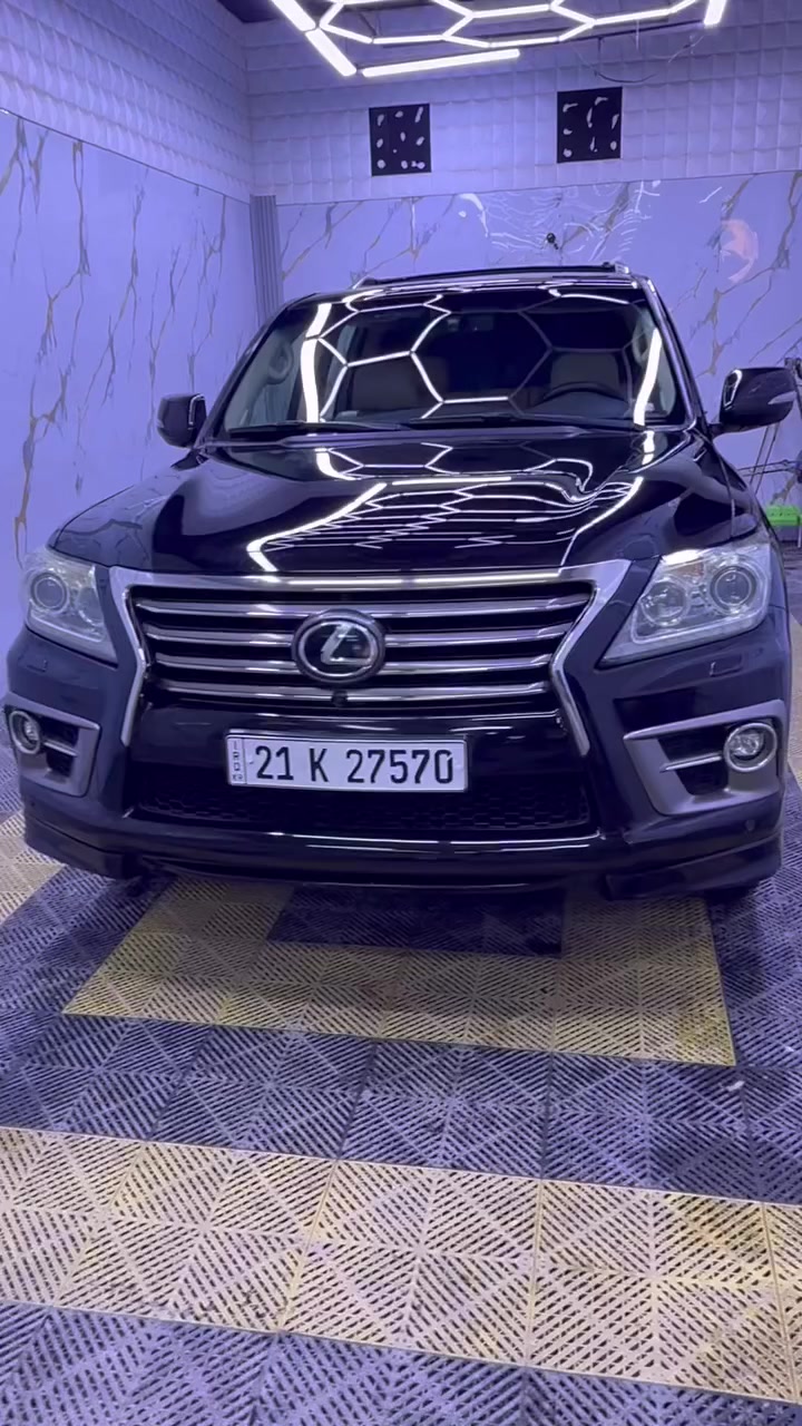 لكزس 14 بريم
ماشي 138 حقيقي 100‎%‎
مكفوله عدا دعاميه الامامي صبغ 
لكزس معروف موصفات فول 1/1✔️
مكاني الحله 
رقم شمالي ونظيفه كلش احلا من الصور

***********
