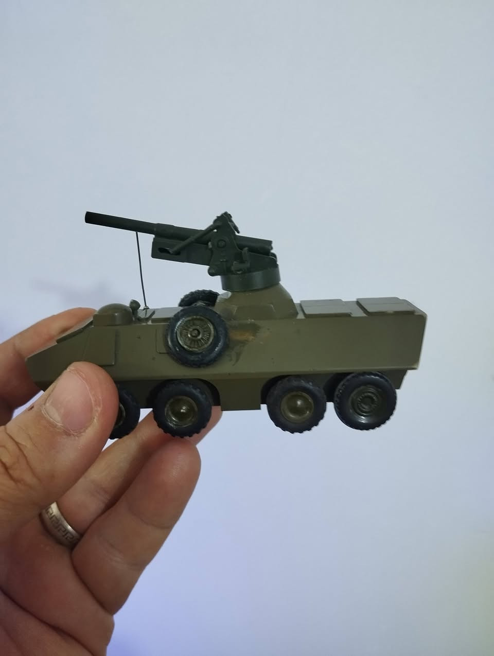 مدرعه  عسكريه حديد حجم كبير


**إذا كنت صاحب هذا الإعلان وتريد حذفه لأي سبب، رجاءا أرسل رسالة إلى الدعم الفني**