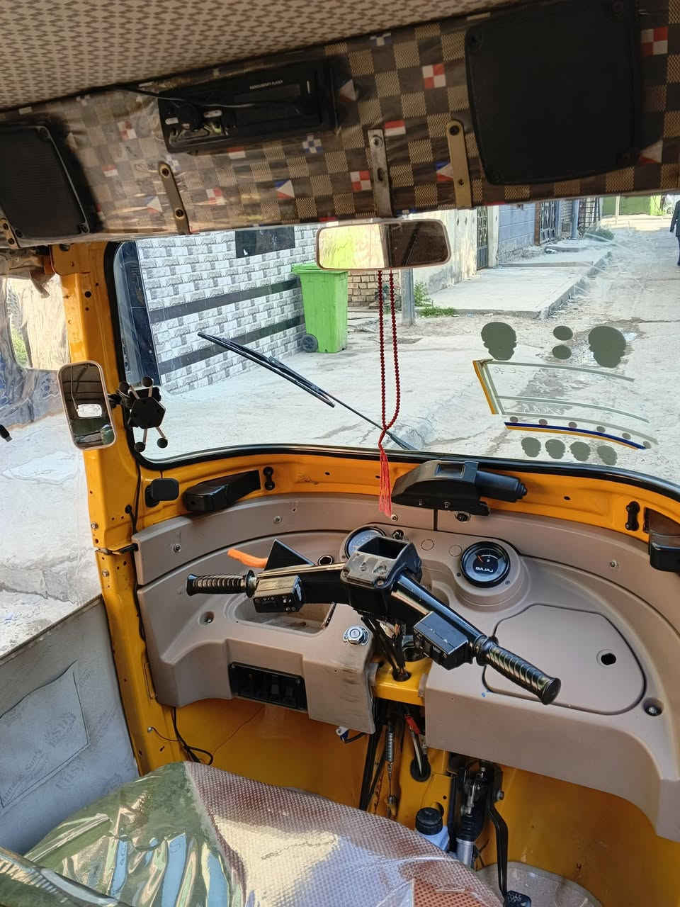 السلام عليكم تكتك للبيع موديل 2020شهر الثاني بسمي رقم سنويه تحويل ثاني تكتك خير من الله محرك تجفيت شركة السعر 600600وبها مجال بصيط مكان بغداد الشعله الاستفسار ***********
