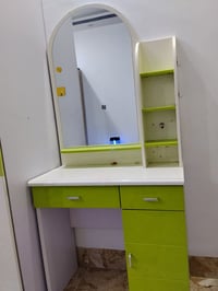 غرفه اخشاب • للبيع