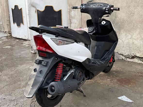 ماكس ثعلب
للبيع كامله مابيه نقص بوشه 58 كهربائياته كلها شغاله السعر 600 وبيه مجال مكان بغداد الحريه شراي انتصل خاص ماجاوب ***********
