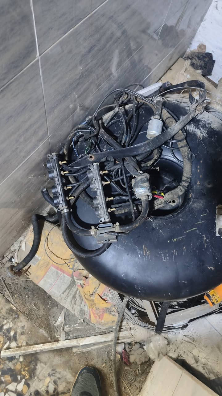 السلام عليكم منظومة غاز 8سلندر كانت على يوكن  
الي تخدمه يراسل أو يخابر وبخدمته ***********
