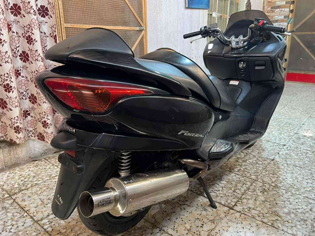 مرحباا :فورزة 08 دراجه جديده ماشيه 33 الف بصمه وحده كيرر 6 نمرر بس لاغي كفاله كهربائيات اشايرر مكينه دراجه مال حاويه ع ايدي اني منزلهاا جديده معنى الكلمه وتجي وشوف
كزوز رياضي بيهاا بلاد من الحاوية وياهاا رايدهاا مليون 700
وتحياتي.
رقمي *********** مكاني البصرة الجمهورية.
