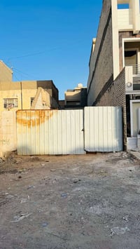مكتب الودق للعقار قطعة ارض للبيع شارع فلسطين شارع الصخرة مساحة 157.5 م...
