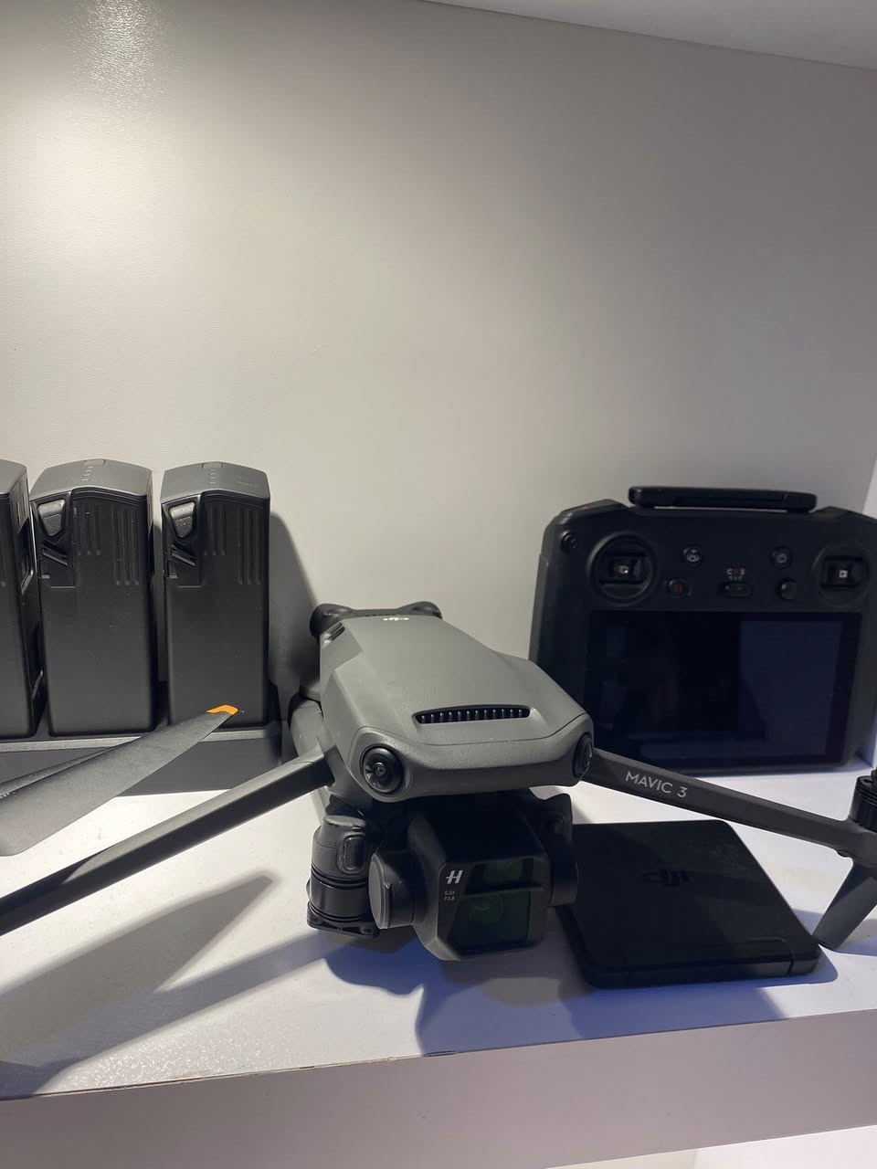 Dji mavice 3  نظافە 100%90
0772 121 5800 
  دەسکی موباشر  کومبۆ فول
