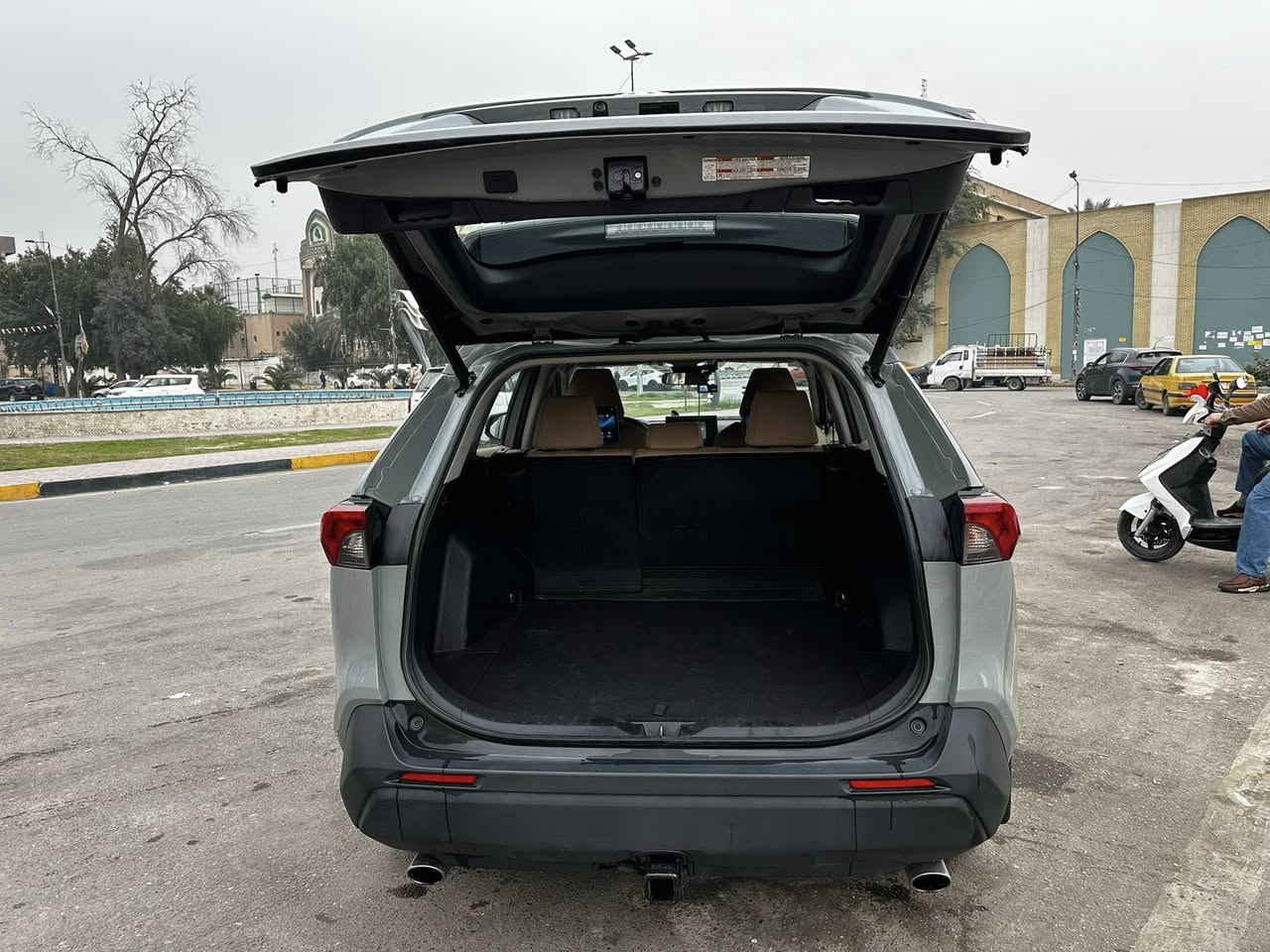 السلام عليكم
للبيع راف 4  XLI  2022 هايبرد  وارد امريكي 

رقم بغداد و باسمي تحويل ب اي وقت 

مكاني بغداد 

ماشية 46 الف كيلو

سعر 220 $ و بي مجال 

حادث جانبي باي سائق و جاملغ امامي

مواصفات 

فتحة / بصمة 

كشنات كهرباء و تدفئة 

تحديد مسار و رادار 

5 انظمة قيادة 

نقطة عمياء 

شادلها شاشات خلفية اندرويد 

اي استفسار ثاني 

***********

وتساب موجود
