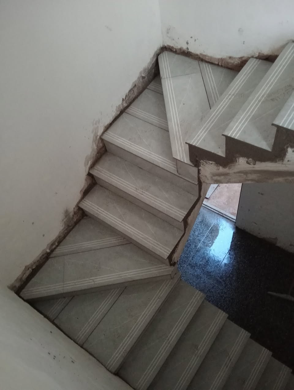 كادر مصري شغال درج اول سيراميك كاشي مرمر بورسلين لواح متفرغ حلين ***********الرقم بي وتساب
