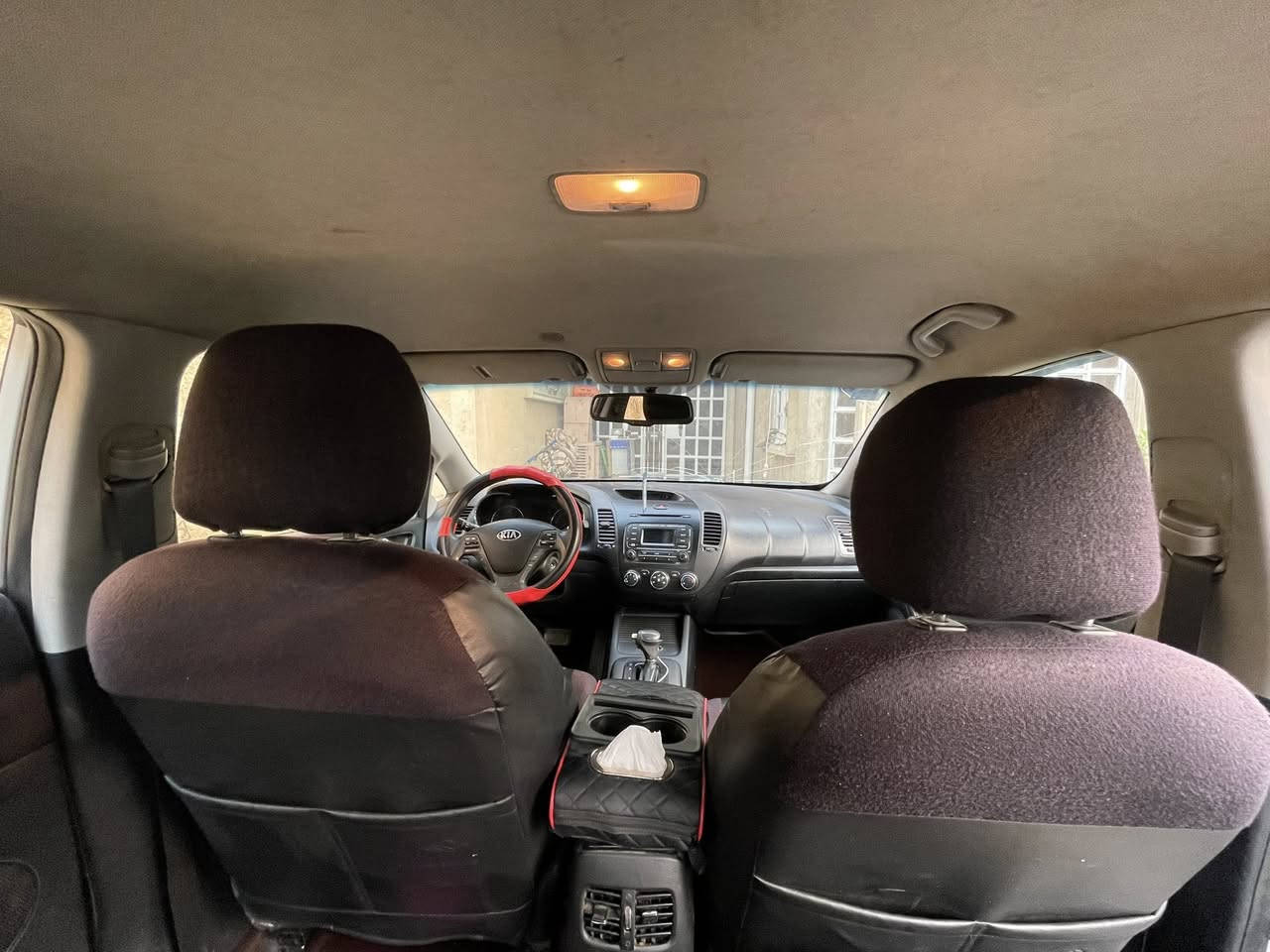 السلام عليكم
للبيع سيراتو 2014 
رقم بغداد بسمي 
كير ومحرك كفاله 
بدون ضربه فقط بيه بارد واضح بالسونار
خمسة ويل 
تبريد قطعتين
محرك ١٦٠٠
ماشيه ١٢٢
السعر ١٢٠ وبيه مجال بسيط 
مكان السياره بغداد حي الخضراء 
***********
