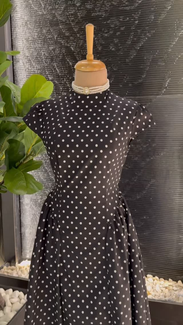 البولكا دوت يمنا وبس 🥹❤️
اللون الاسود ال 🔥🔥🔥
التصوير خاص بصفحتنا لا نحلل ولا نسمح باستخدامه ✨✨


**إذا كنت صاحب هذا الإعلان وتريد حذفه لأي سبب، رجاءا أرسل رسالة إلى الدعم الفني**