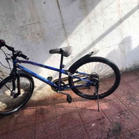 عندي بايسكل نضيف للبيع لاستفسار الرقم 07735816309