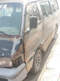 كيا بستا • رقم احمر • مكينة كايمه