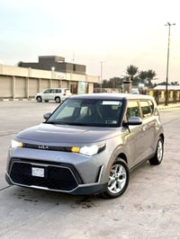 للبيع صول 2023 نص فول حادث صبغ ربع الباب فقط بدون دواخل بدون ارباك الس...