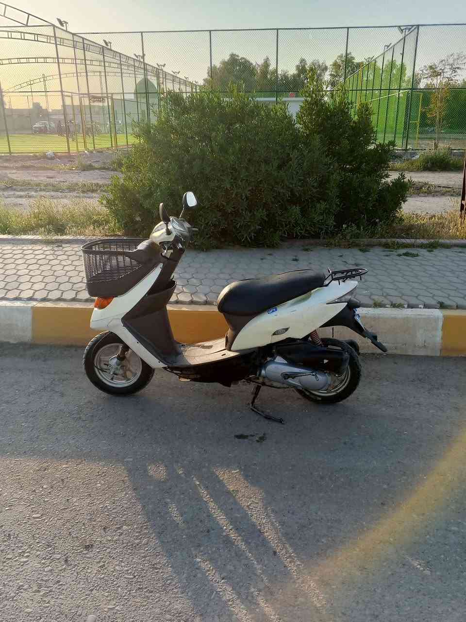 مكاني اسحاقي مركز 
ابو السله دراجه مكينه مفتوحه مجفته جديد بعدها علسحك تايرات جدد كهربائيات شرط كلها مكفوله ما بيها كلوب نقص
 كيج بانزين شغال ابريك خلفي وامامي شغالات لايت اشاير بك لايت كله شغال 

السعر   250 وبيه مجال
مكاني اسحاقي مركز ناحيه 

للاتصال علرقم
***********
