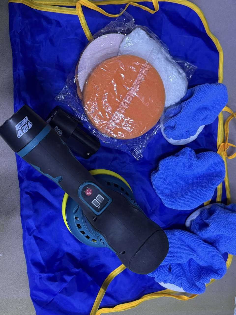 كوسرة بوليش شحن  8  درجات  و هزاز  بطاريات عدد 2  مع كامل ملحقاته جديد
سعر 45 مال بيع 
مكان كركوك حرية


**إذا كنت صاحب هذا الإعلان وتريد حذفه لأي سبب، رجاءا أرسل رسالة إلى الدعم الفني**