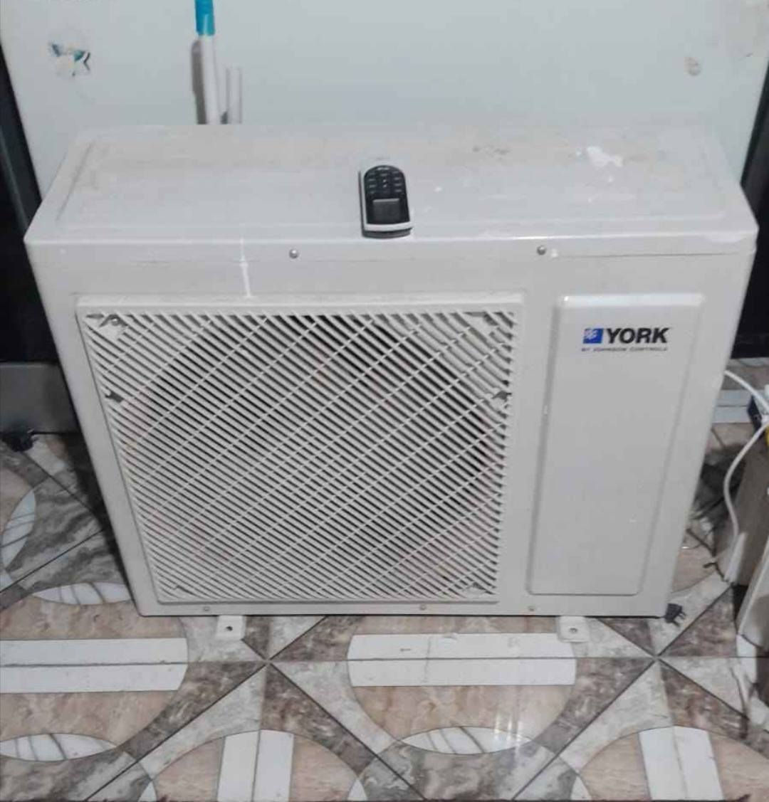 السلام عليكم سبلت يوك طن ونص للبيع كامل غراضه غاز مقفول سعره 250 الف وبي مجال موصل ايسر


**إذا كنت صاحب هذا الإعلان وتريد حذفه لأي سبب، رجاءا أرسل رسالة إلى الدعم الفني**